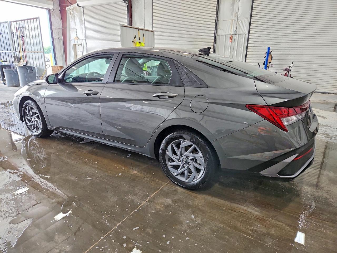 KMHLM4DJ2TU200785 · 2026 HYUNDAI ELANTRA HYBRID · 2/13