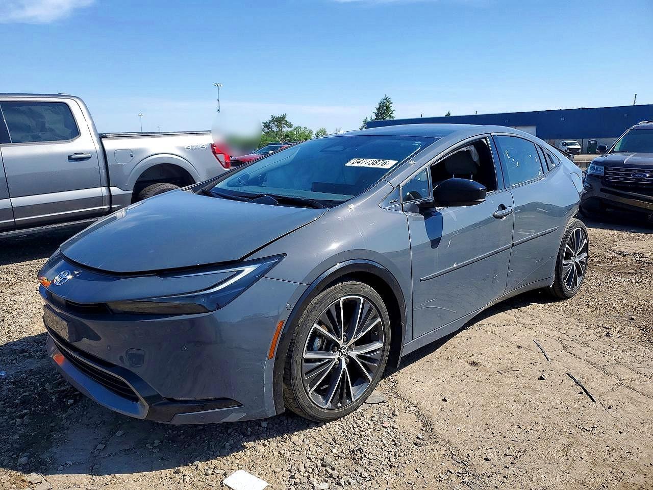 2024 TOYOTA PRIUS