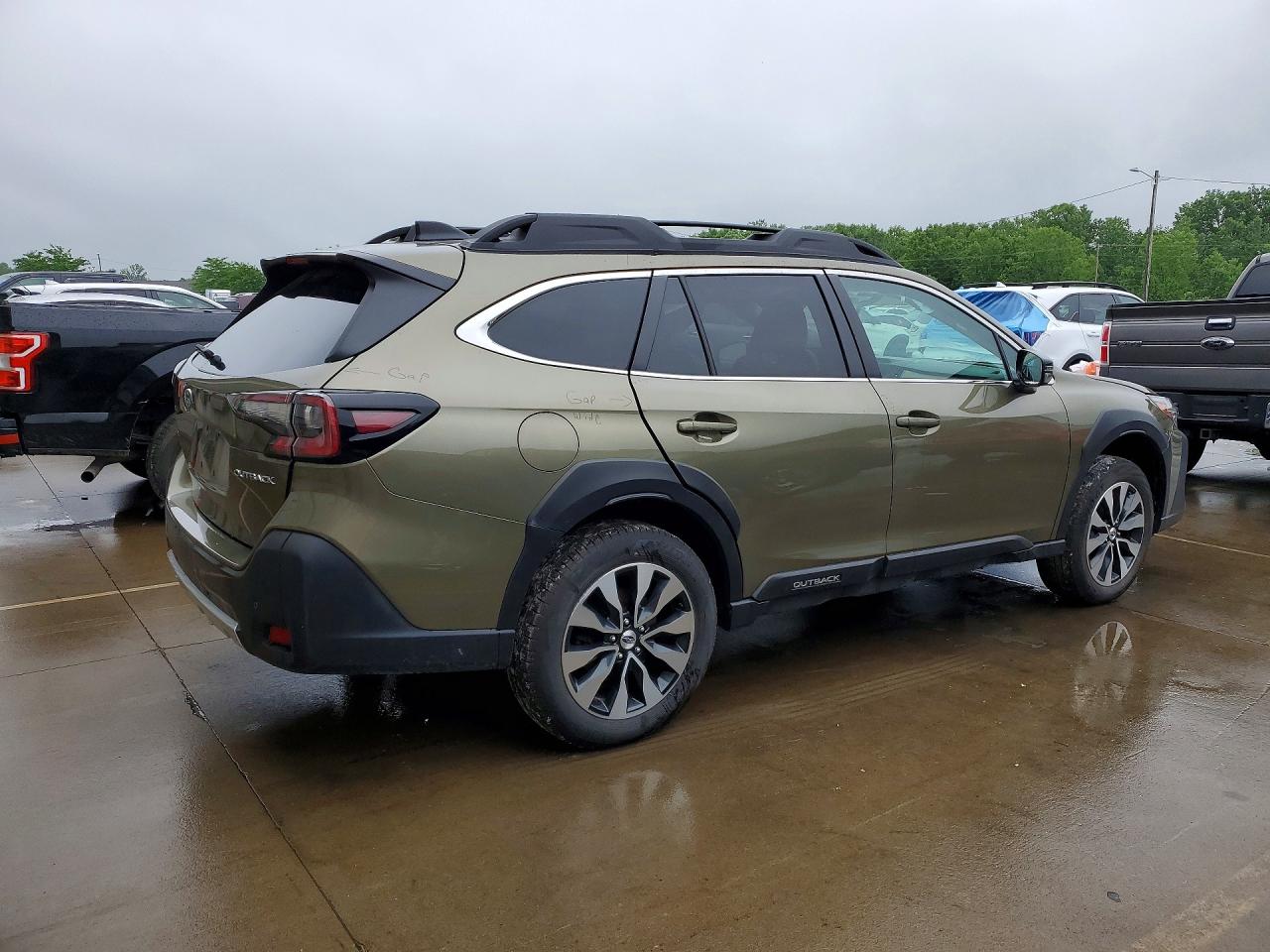4S4BTANC9S3172050 · 2025 SUBARU OUTBACK · 3/13