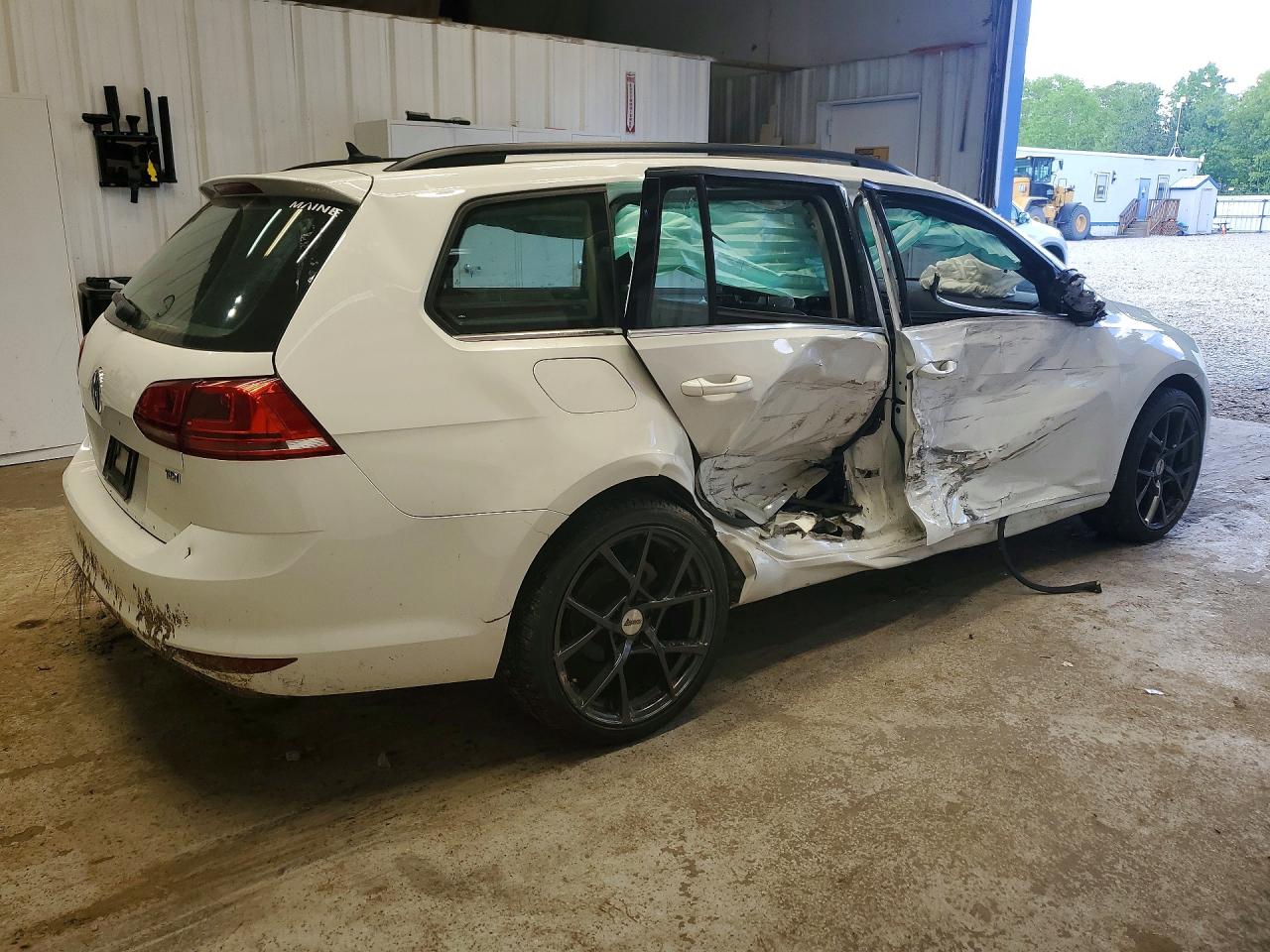 3VWCA7AU8FM520633 · 2015 VOLKSWAGEN GOLF · 3/12