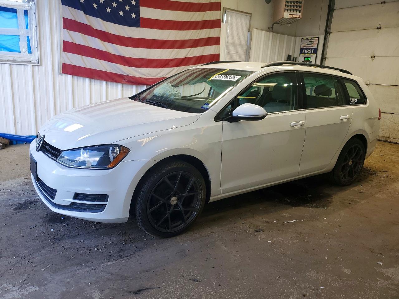 2015 VOLKSWAGEN GOLF