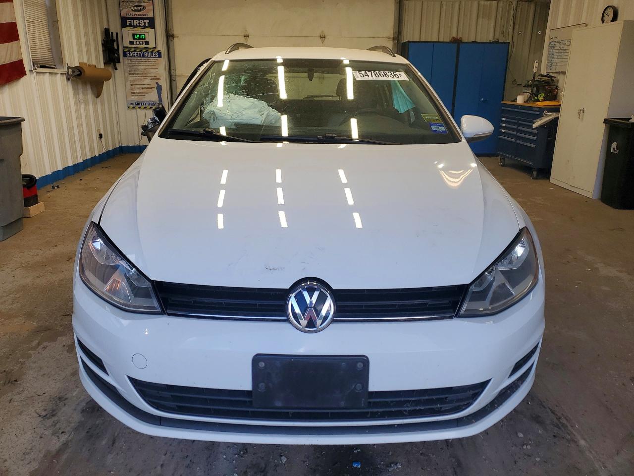 3VWCA7AU8FM520633 · 2015 VOLKSWAGEN GOLF · 5/12