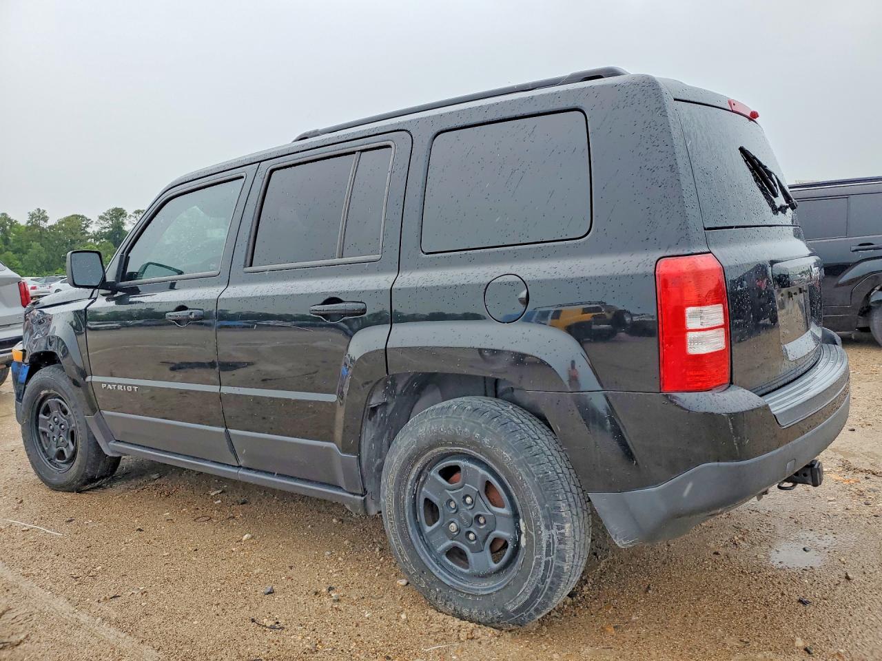 1C4NJPBB7ED827746 · 2014 JEEP PATRIOT · 2/12