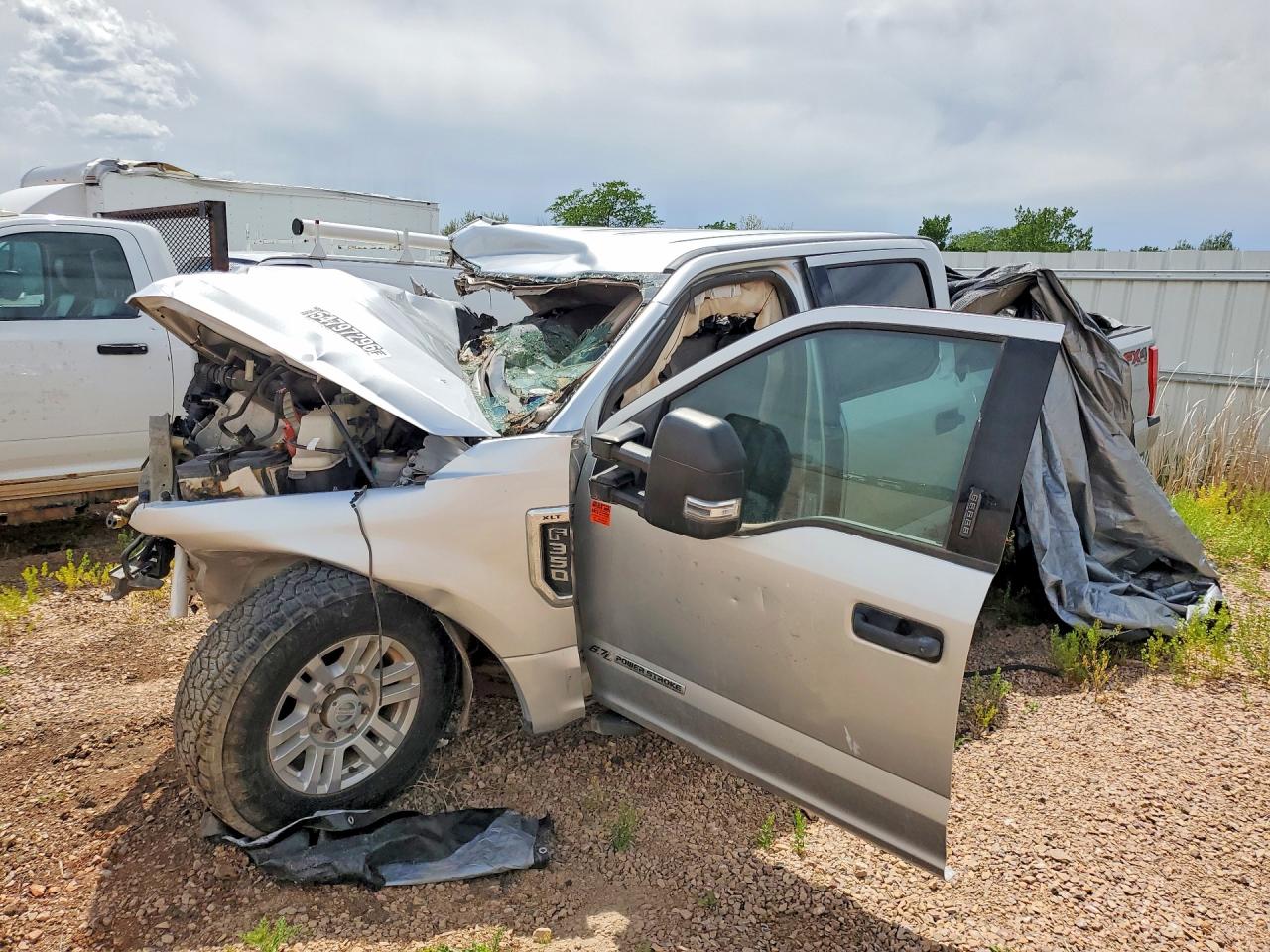 1FT8W3BT1KEE66441 · 2019 FORD F350