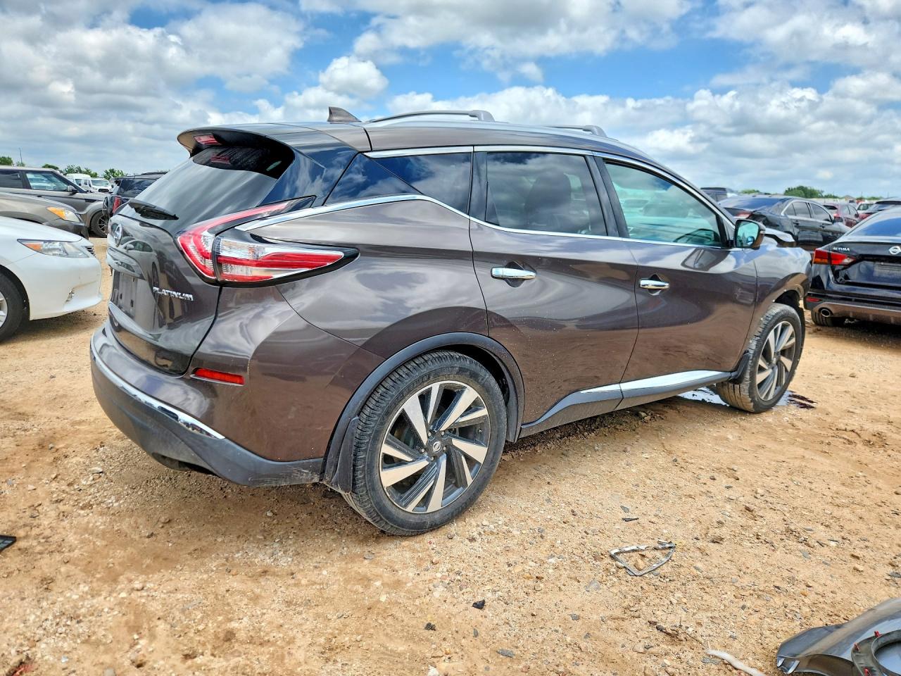 5N1AZ2MGXHN103708 · 2017 NISSAN MURANO · 3/14
