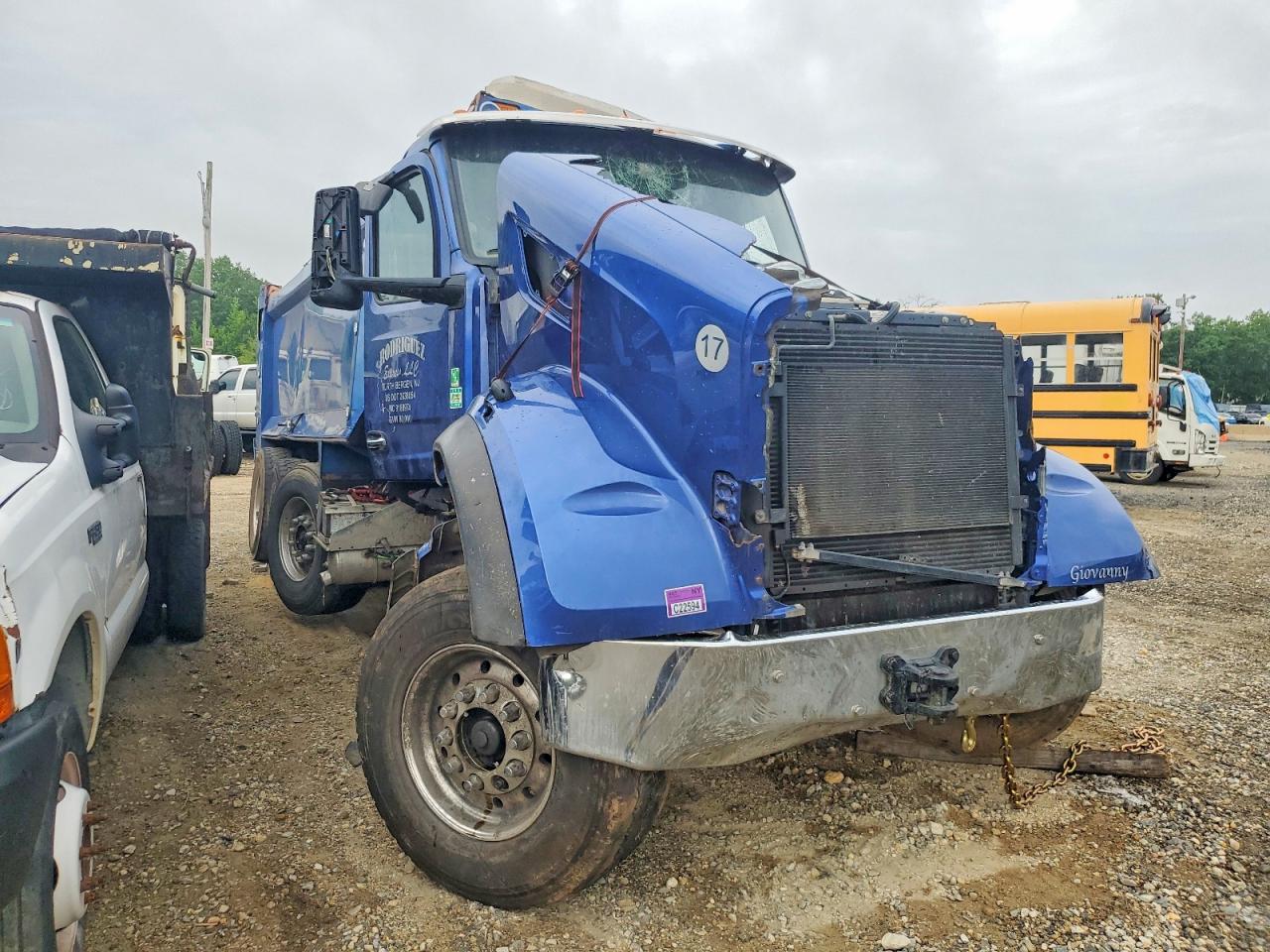 2025 PETERBILT 567