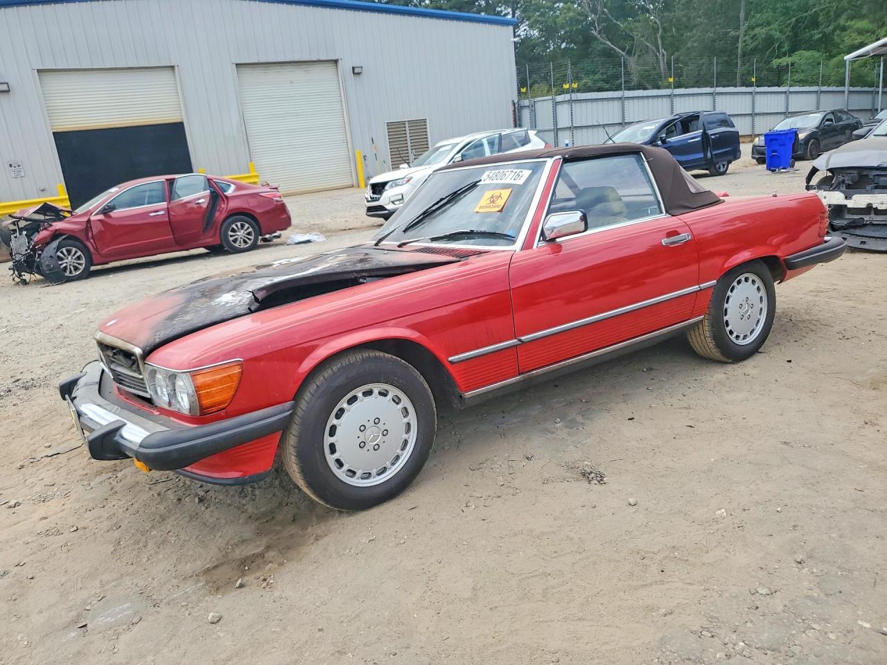 WDBBA48D4JA087593 · 1988 MERCEDES-BENZ 560