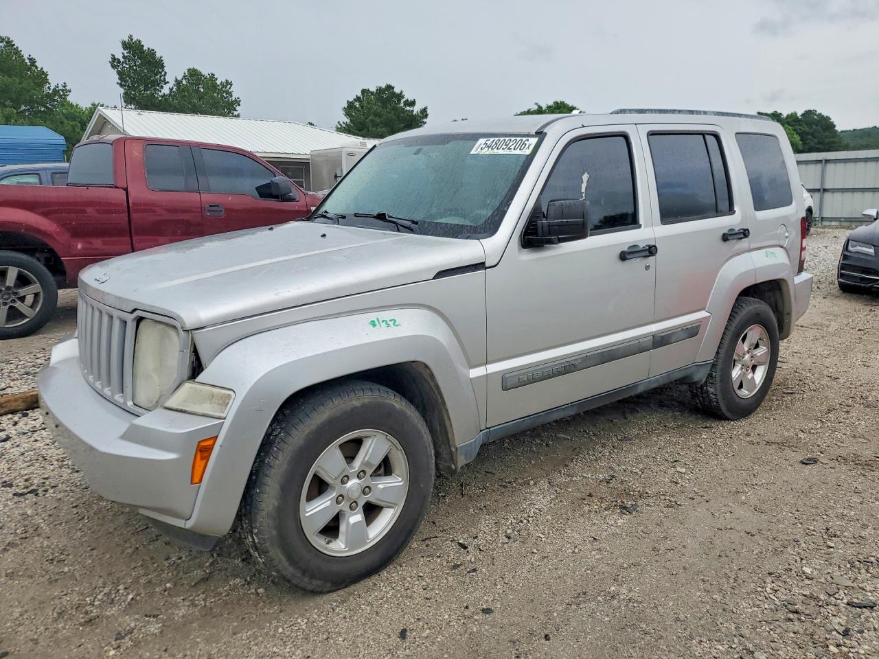 1J4PP2GK3BW509698 · 2011 JEEP LIBERTY