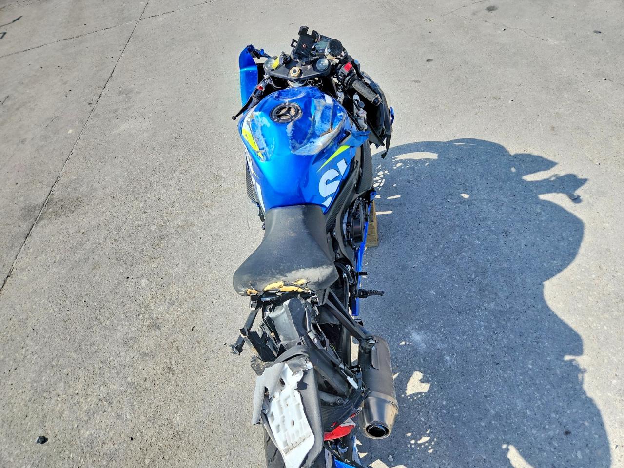 JS1GN7FA4F2101042 · 2015 SUZUKI GSX-R600 · 6/10