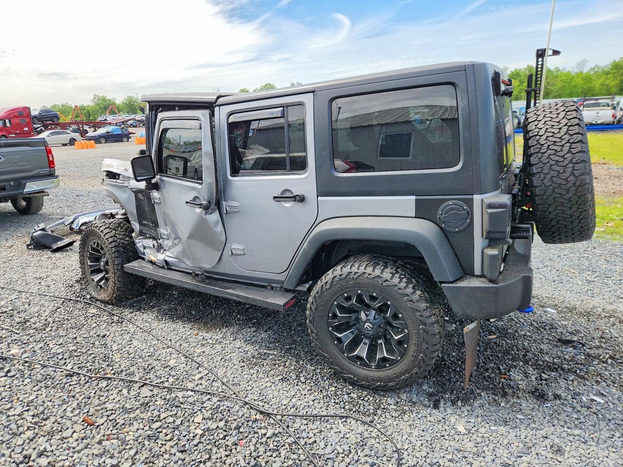 1C4HJWDG1GL346142 · 2016 JEEP WRANGLER UNLIMITED · 2/13