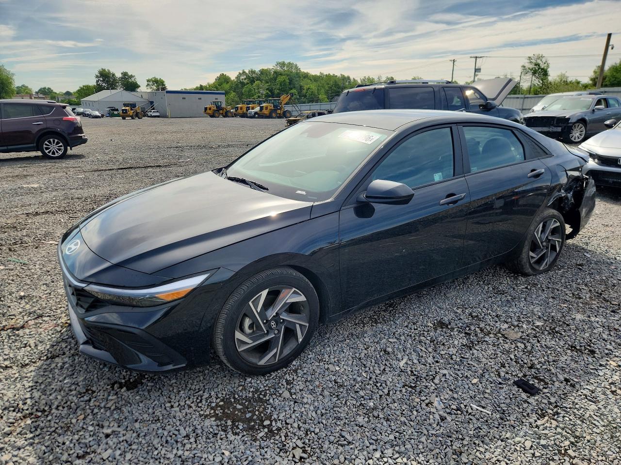 2025 HYUNDAI ELANTRA