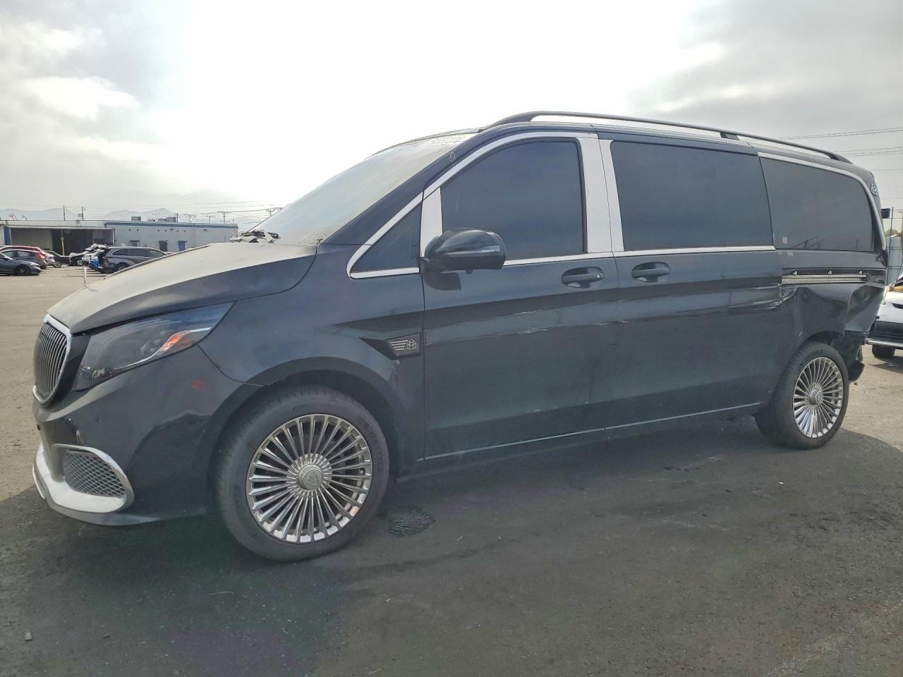W1WV0FEY8P4330788 · 2023 MERCEDES-BENZ METRIS