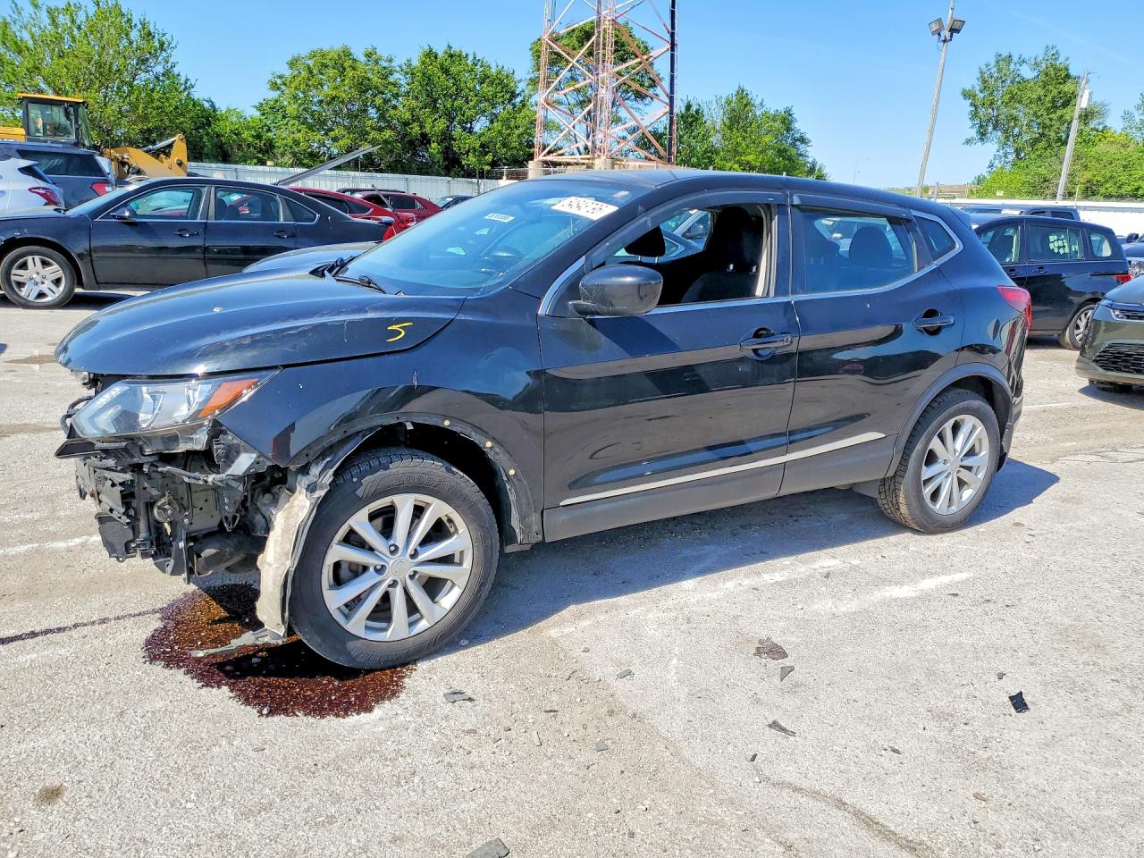 JN1BJ1CR1HW135232 · 2017 NISSAN ROGUE SPORT