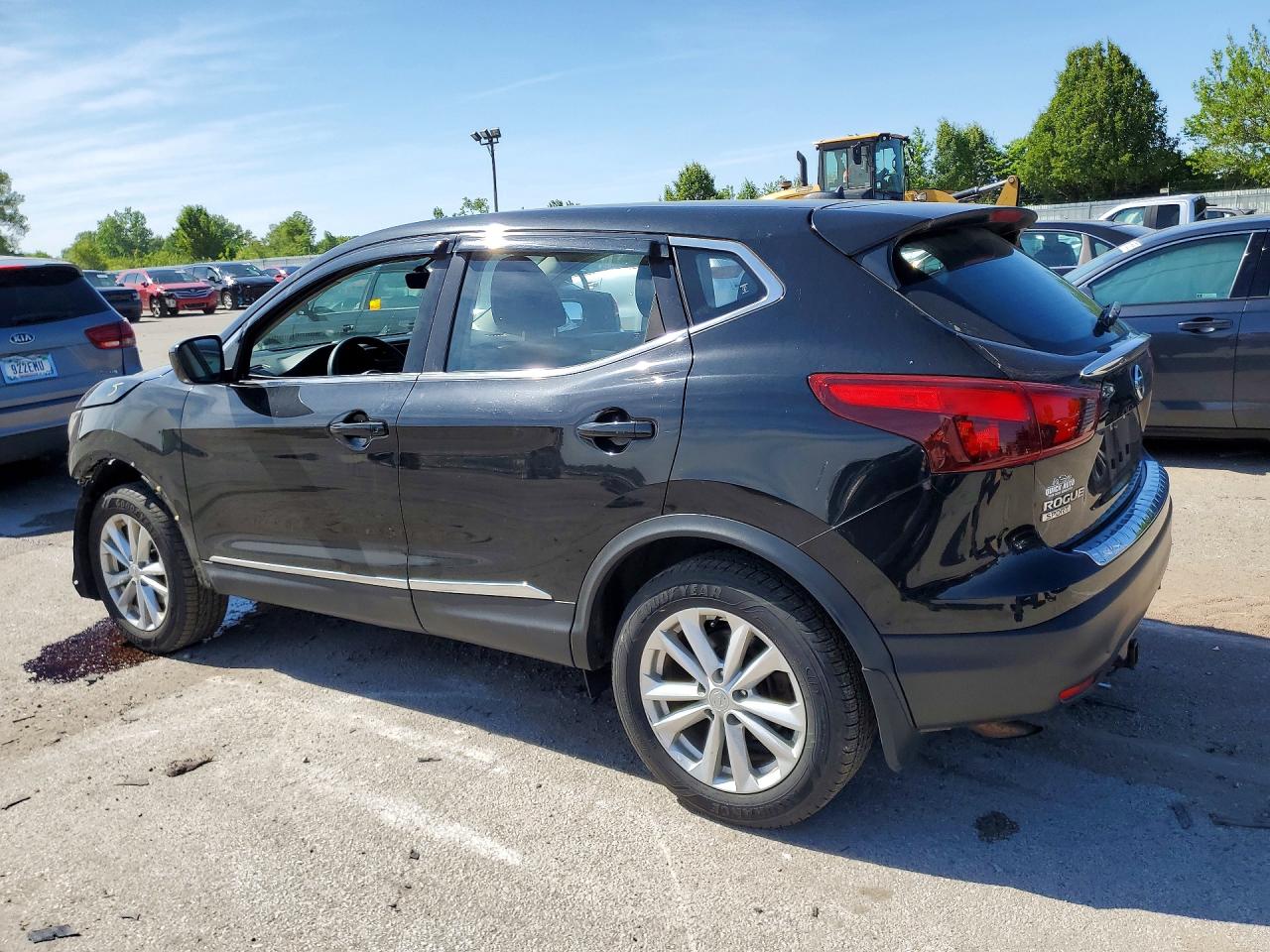 JN1BJ1CR1HW135232 · 2017 NISSAN ROGUE SPORT · 2/14
