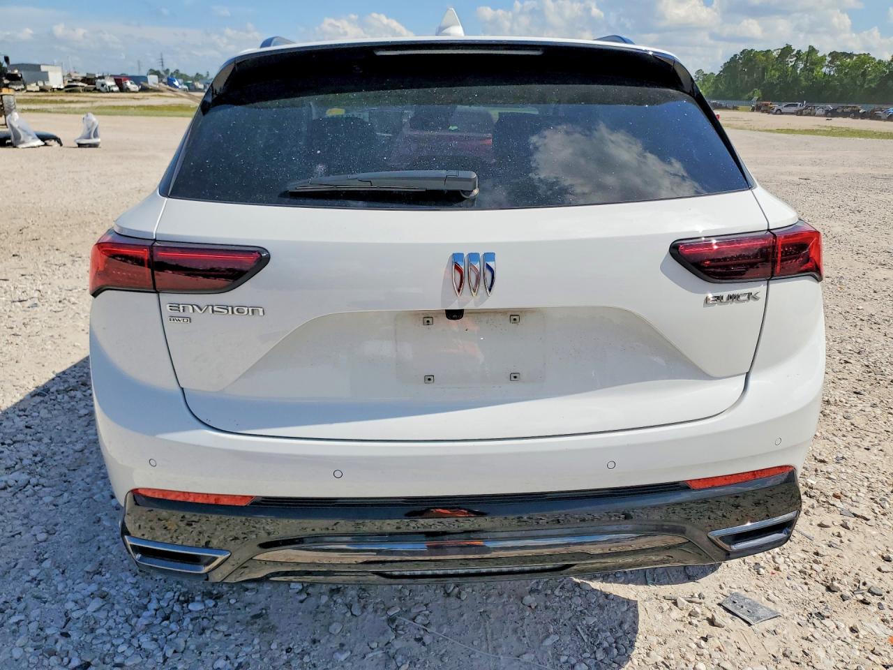 LRBFZPE47RD014115 · 2024 BUICK ENVISION · 6/13
