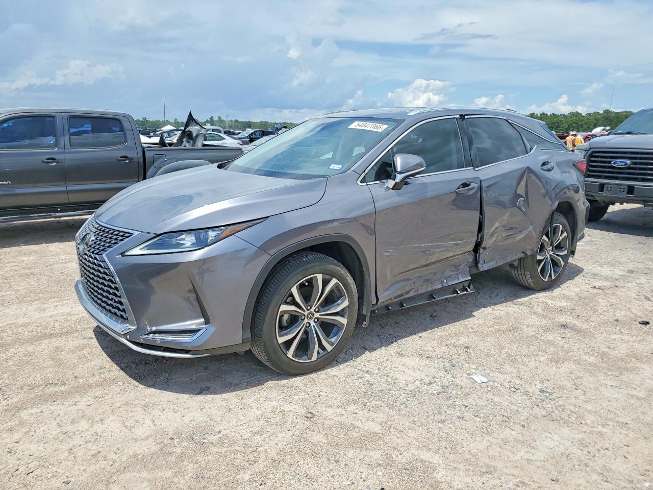 2T2HZMAA3NC242796 · 2022 LEXUS RX
