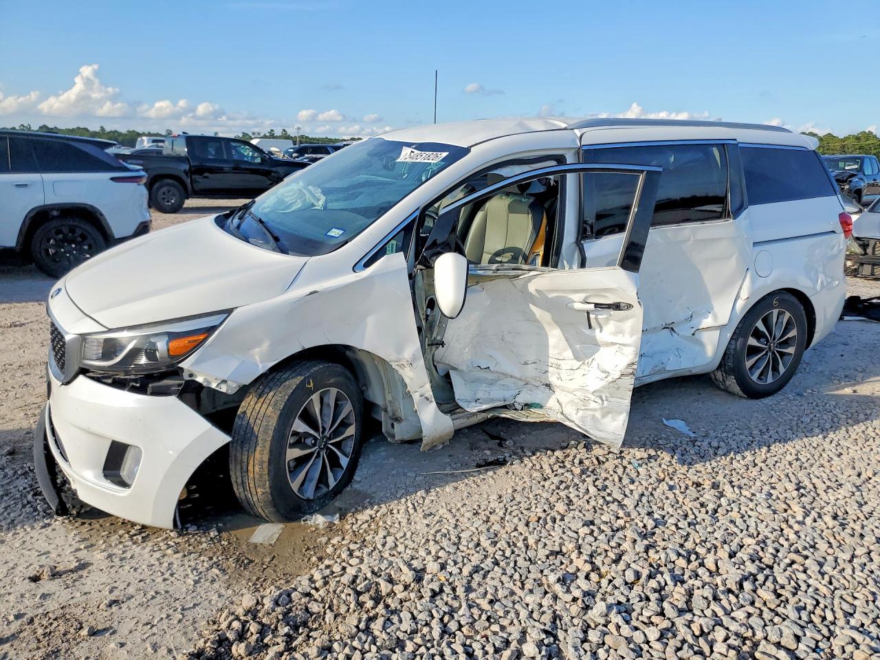KNDMC5C18F6019069 · 2015 KIA SEDONA