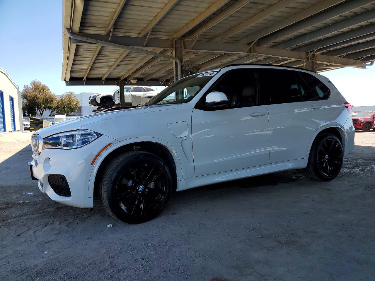 5UXKT0C53J0W01376 · 2018 BMW X5