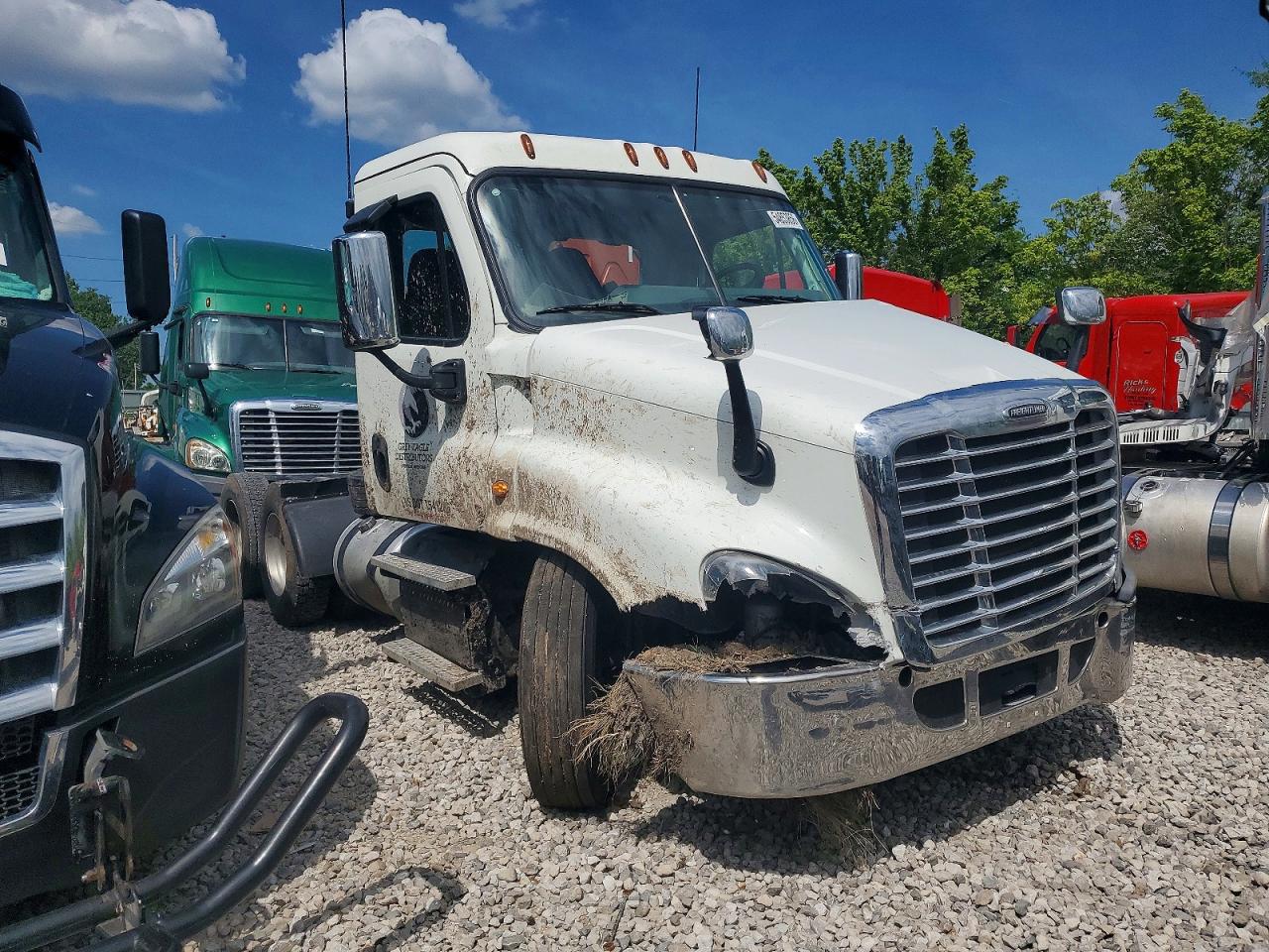 2018 FREIGHTLINER CASCADIA 125