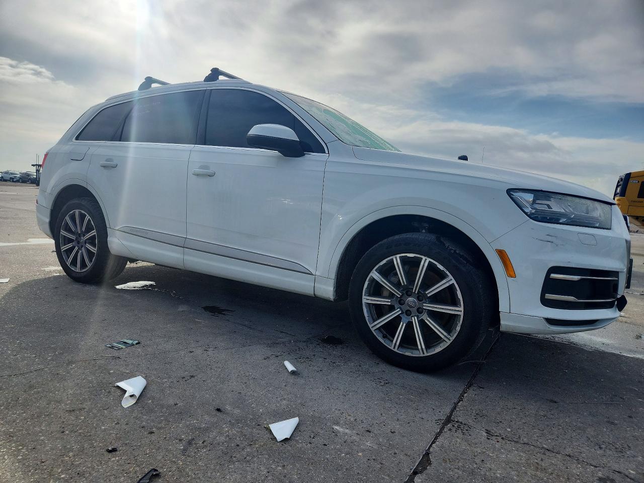 WA1LAAF78HD044461 · 2017 AUDI Q7 · 4/12