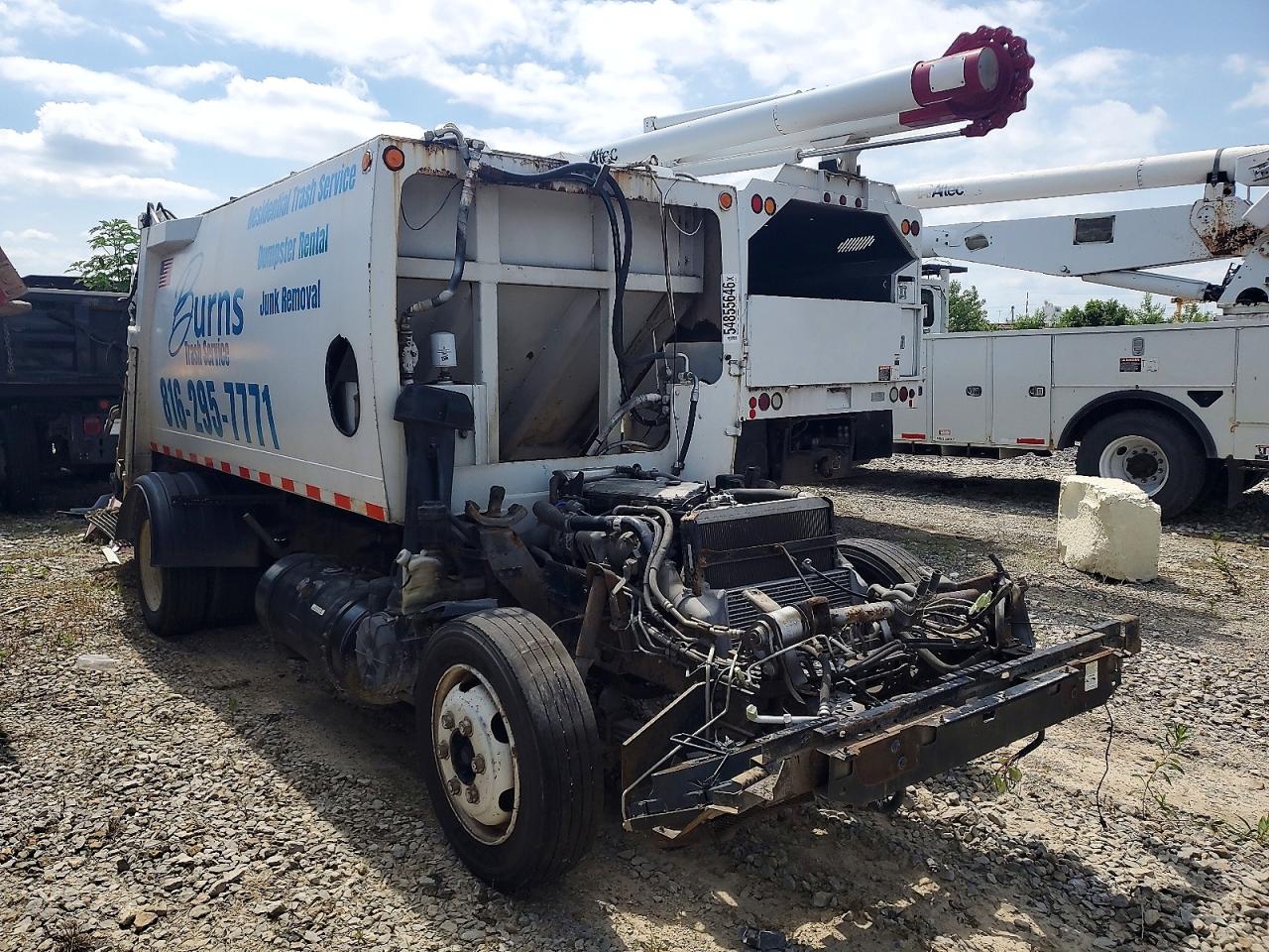 J8DE5B16267300448 · 2006 GMC 5500