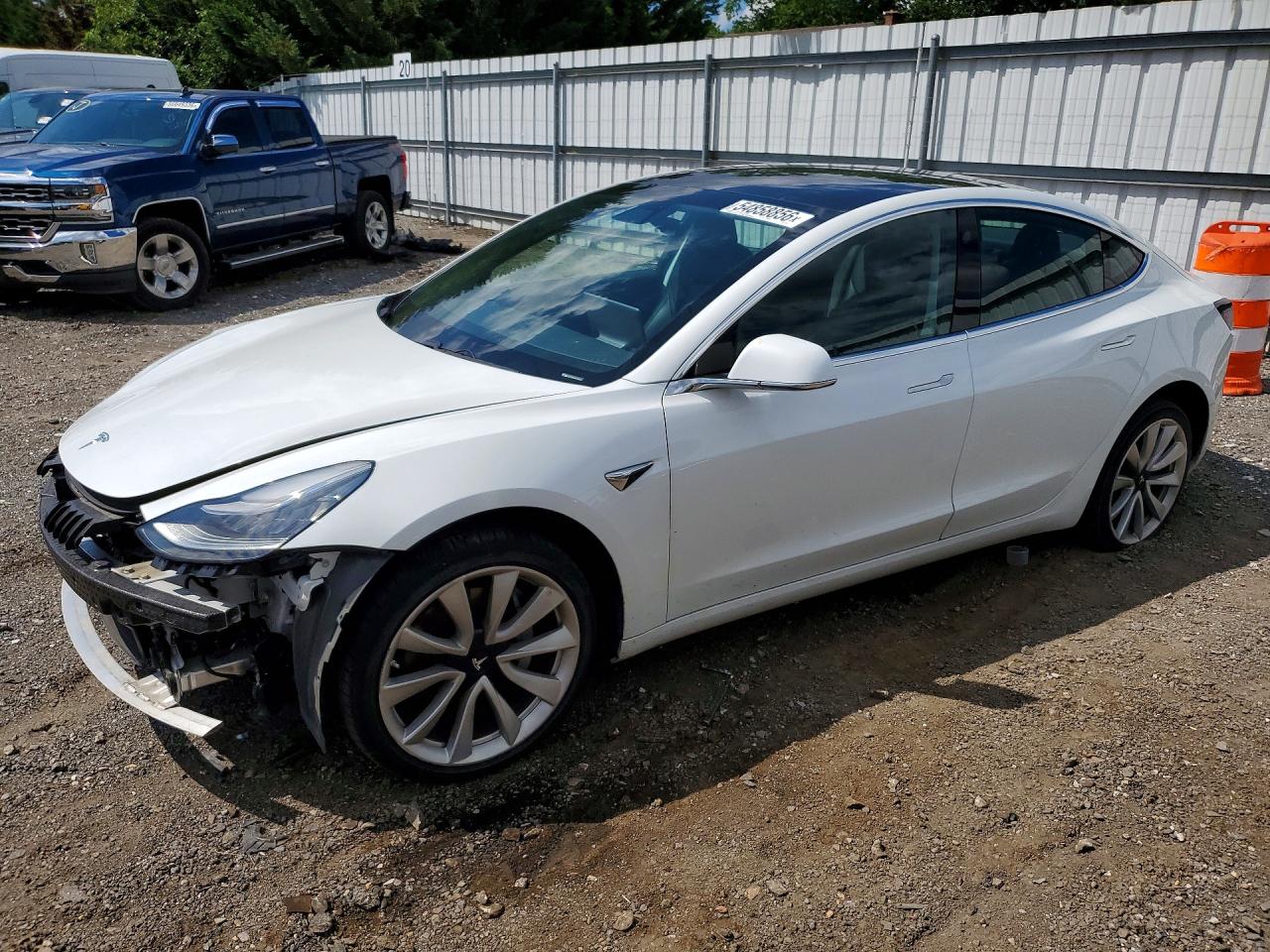 5YJ3E1EAXKF441533 · 2019 TESLA MODEL 3