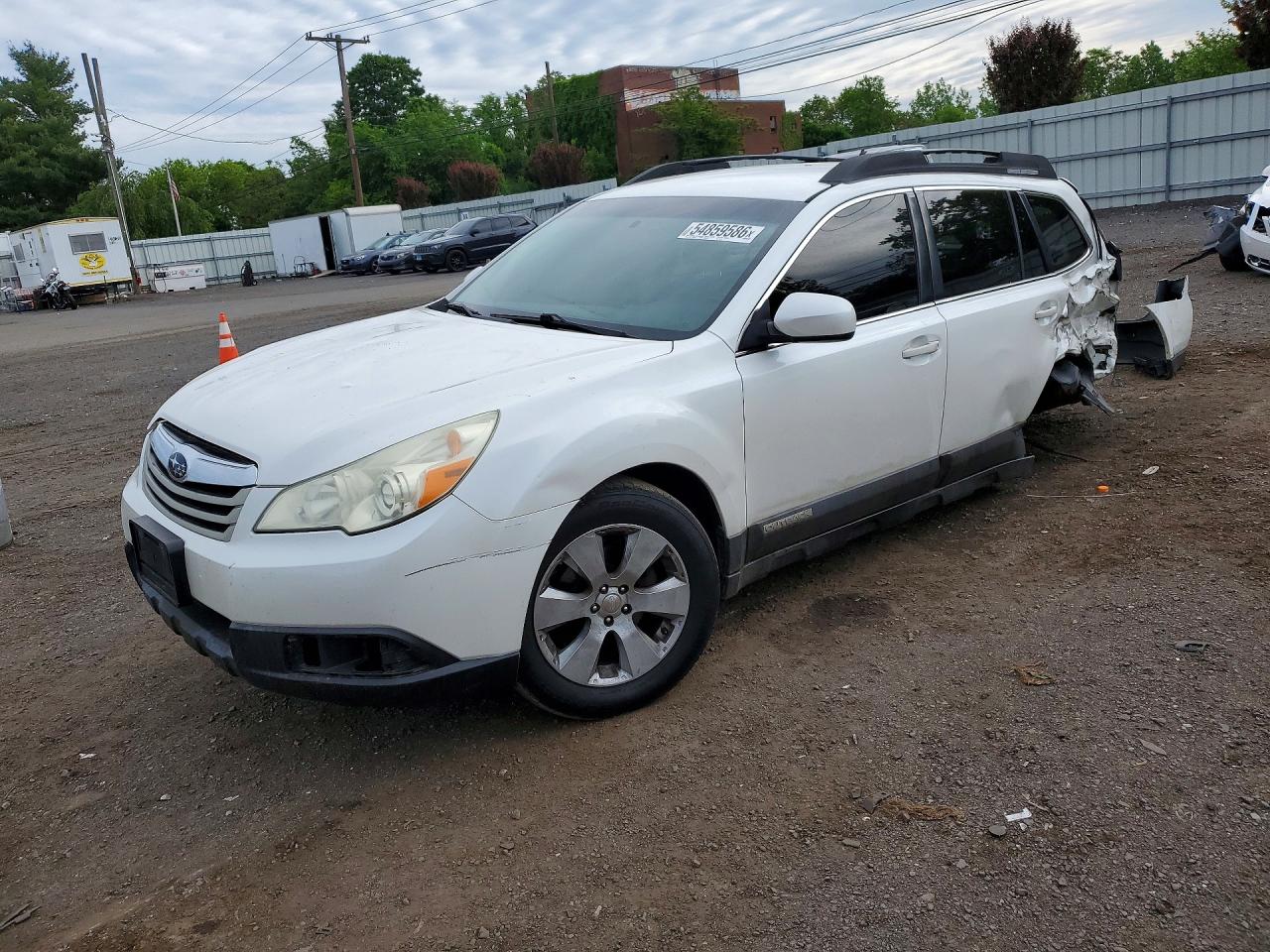 2011 SUBARU OUTBACK