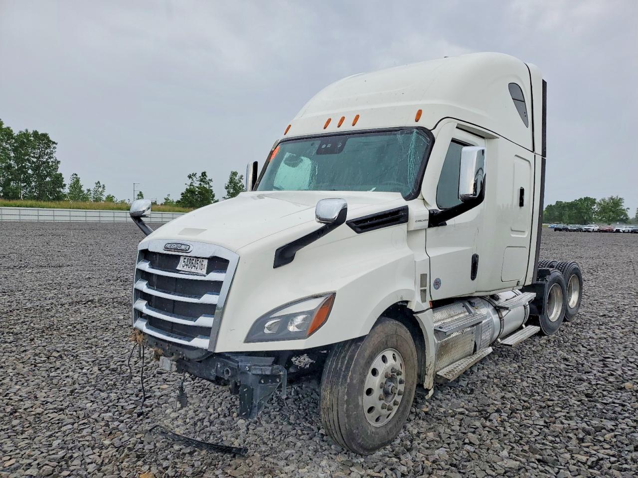 3AKJHHDV4RSUR2221 · 2024 FREIGHTLINER CASCADIA 126 · 2/10