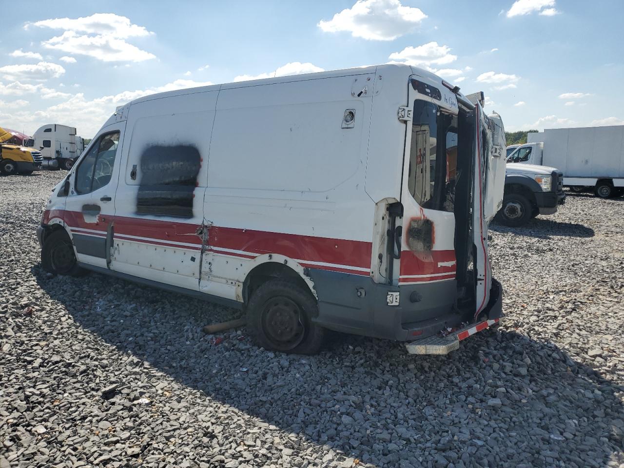 1FDYR2CM0HKA37175 · 2017 FORD TRANSIT · 2/13