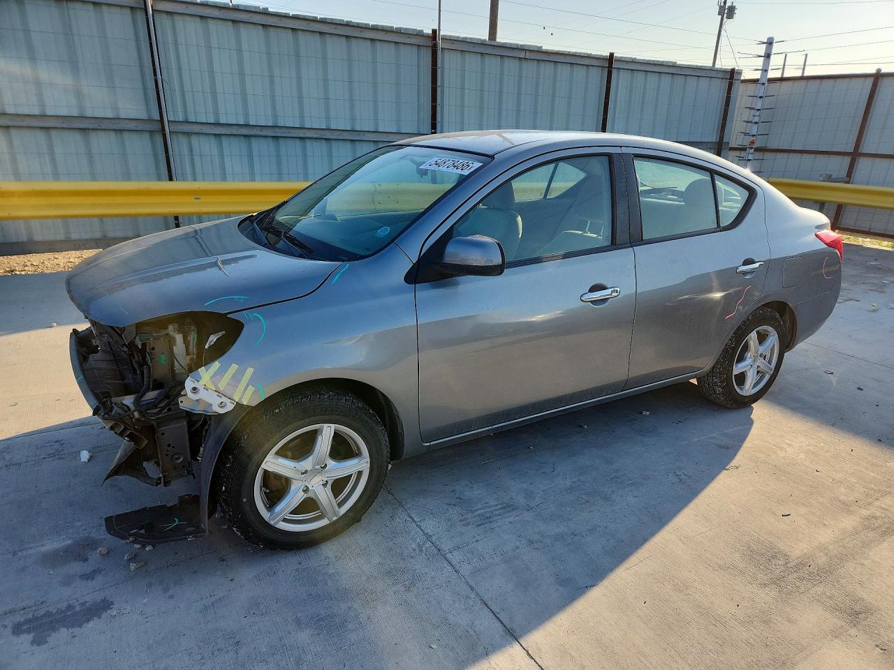 3N1CN7AP2CL812185 · 2012 NISSAN VERSA
