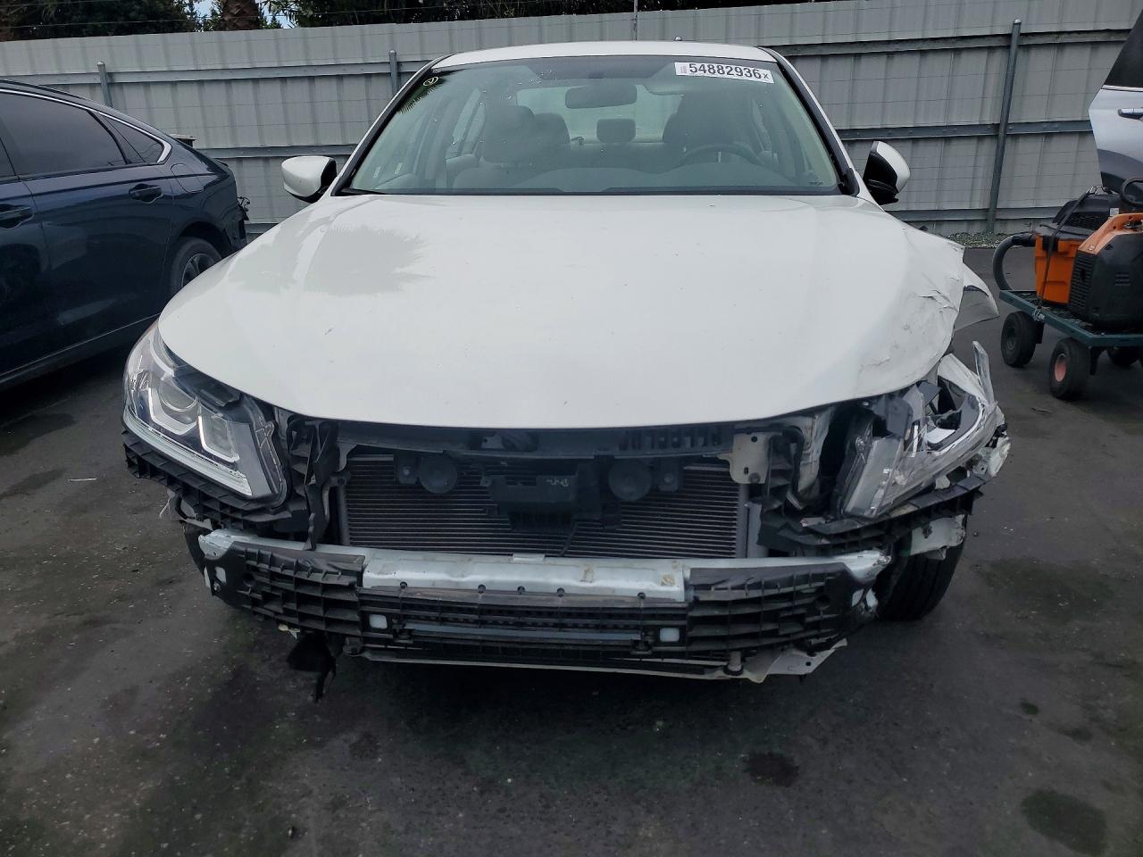 1HGCR2F32HA221509 · 2017 HONDA ACCORD · 5/12
