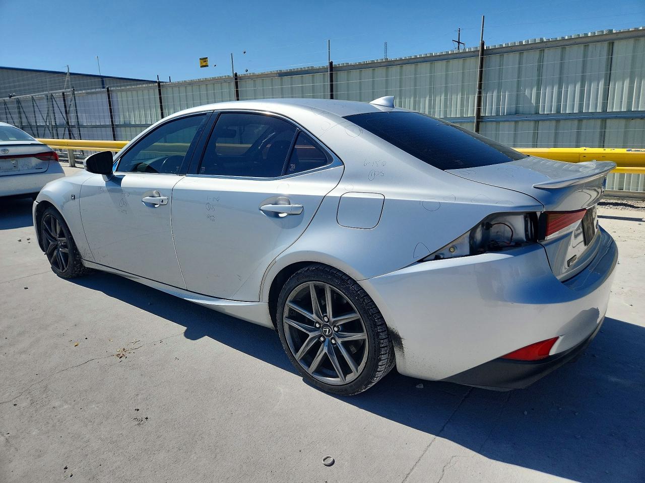 JTHBA1D25H5039512 · 2017 LEXUS IS · 2/13