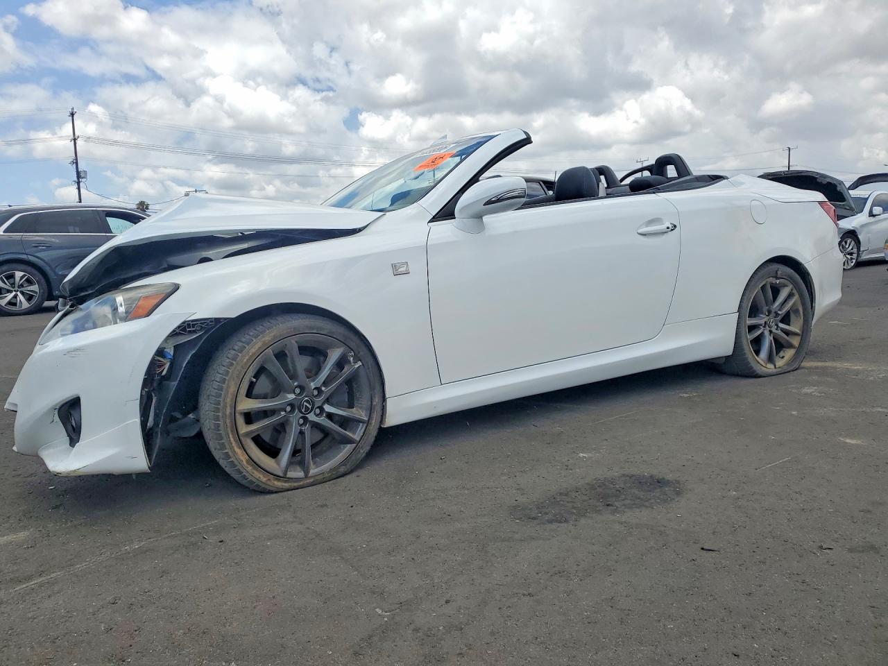 2014 LEXUS IS