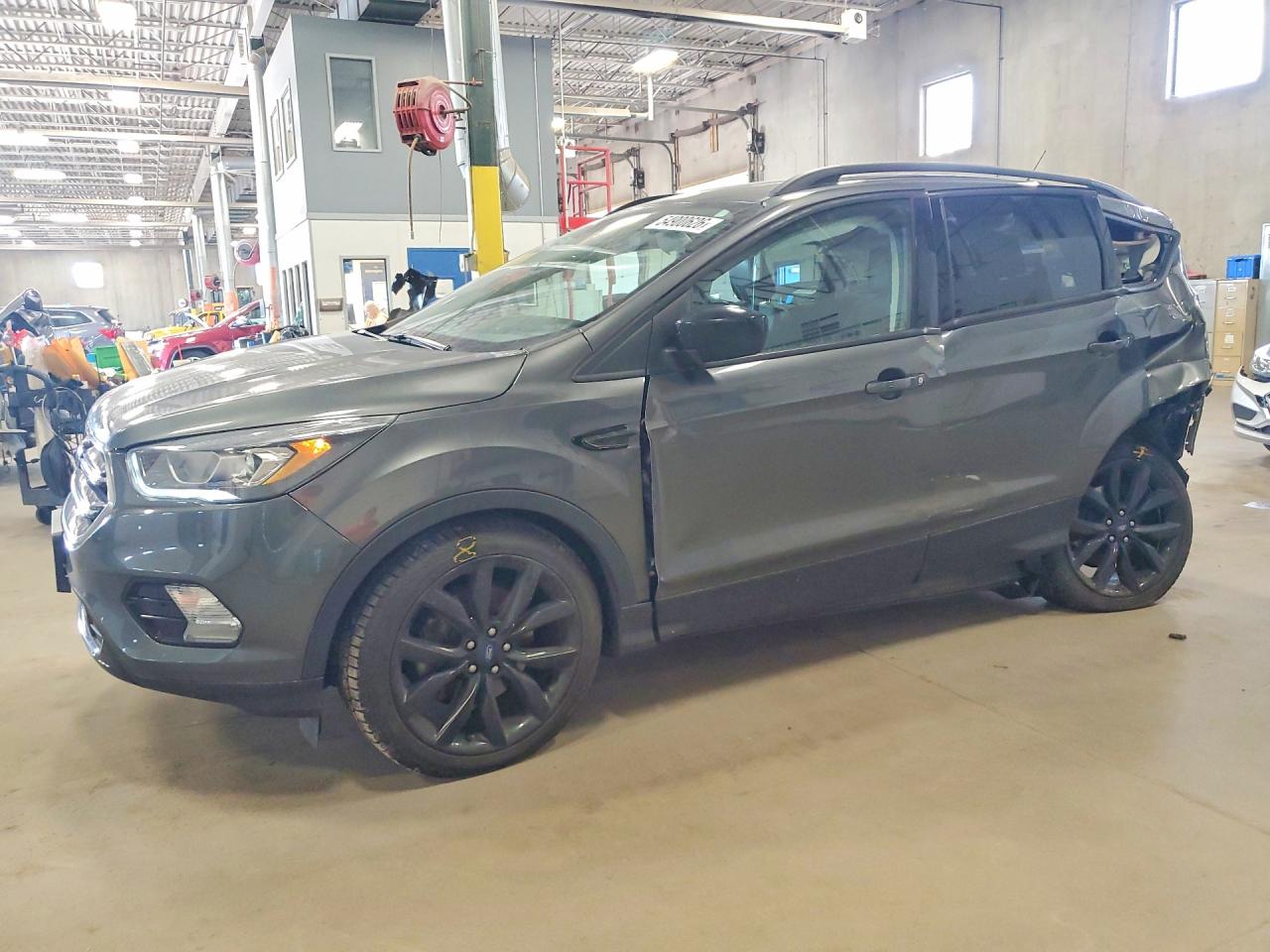 1FMCU9GD7KUB03941 · 2019 FORD ESCAPE