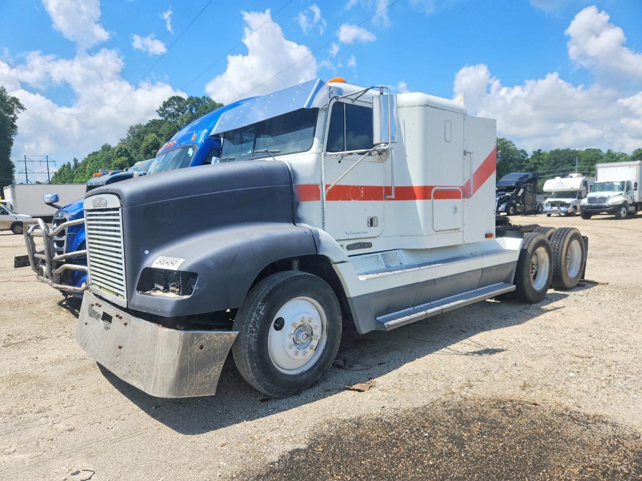 1FUY3ECB5SP671039 · 1995 FREIGHTLINER CONVENTIONAL · 2/10