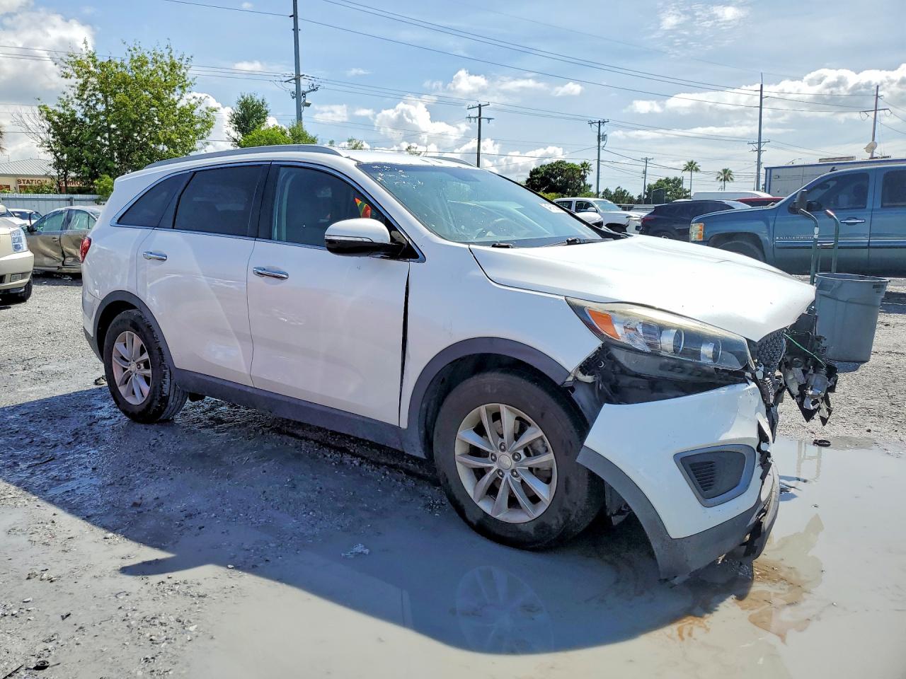 5XYPG4A51GG002968 · 2016 KIA SORENTO · 4/13