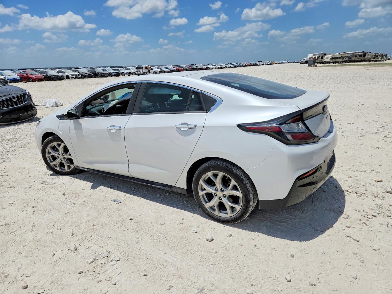 1G1RB6S51JU157911 · 2018 CHEVROLET VOLT · 2/12
