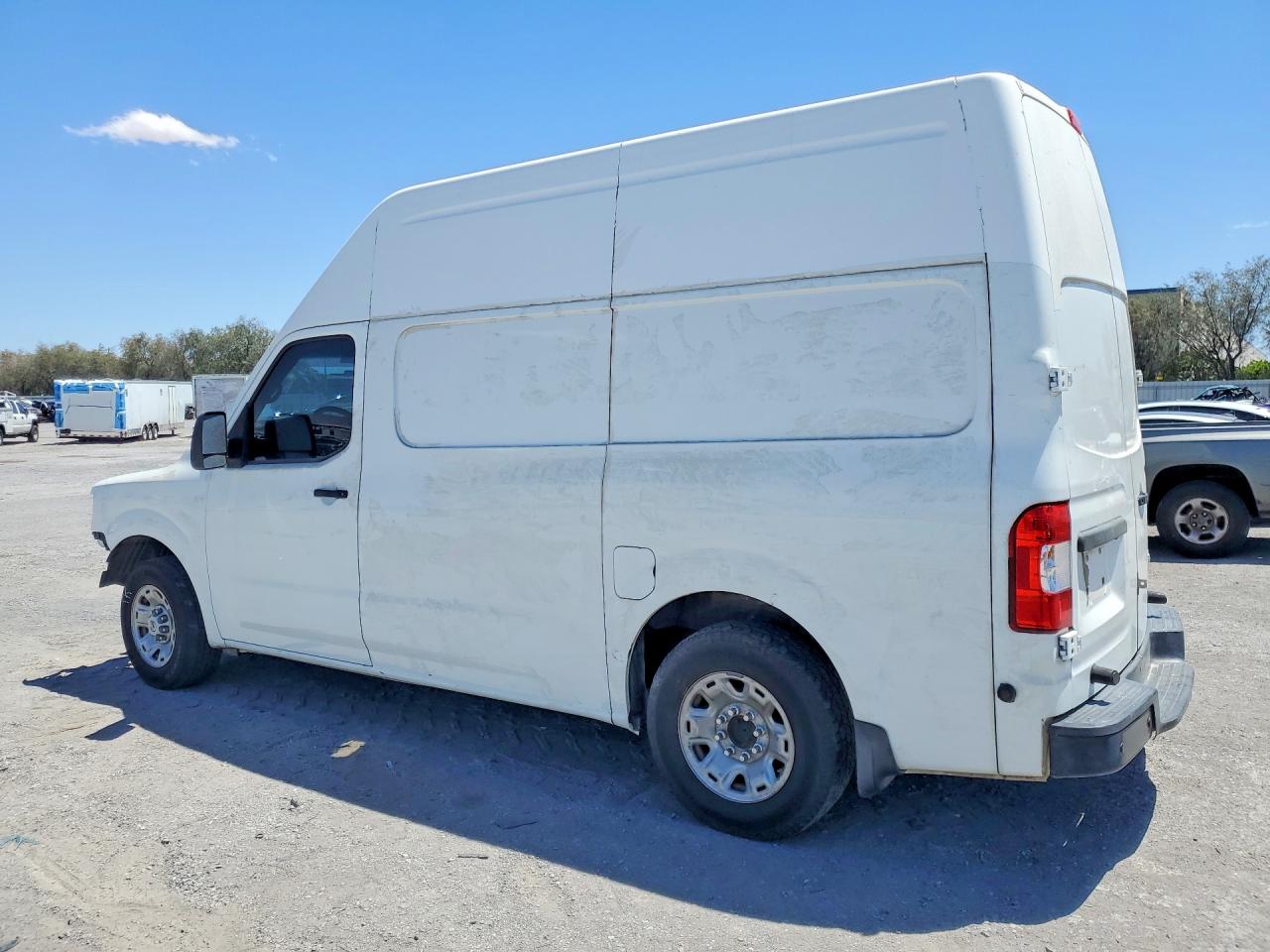 1N6BF0LY9JN811158 · 2018 NISSAN NV · 2/13