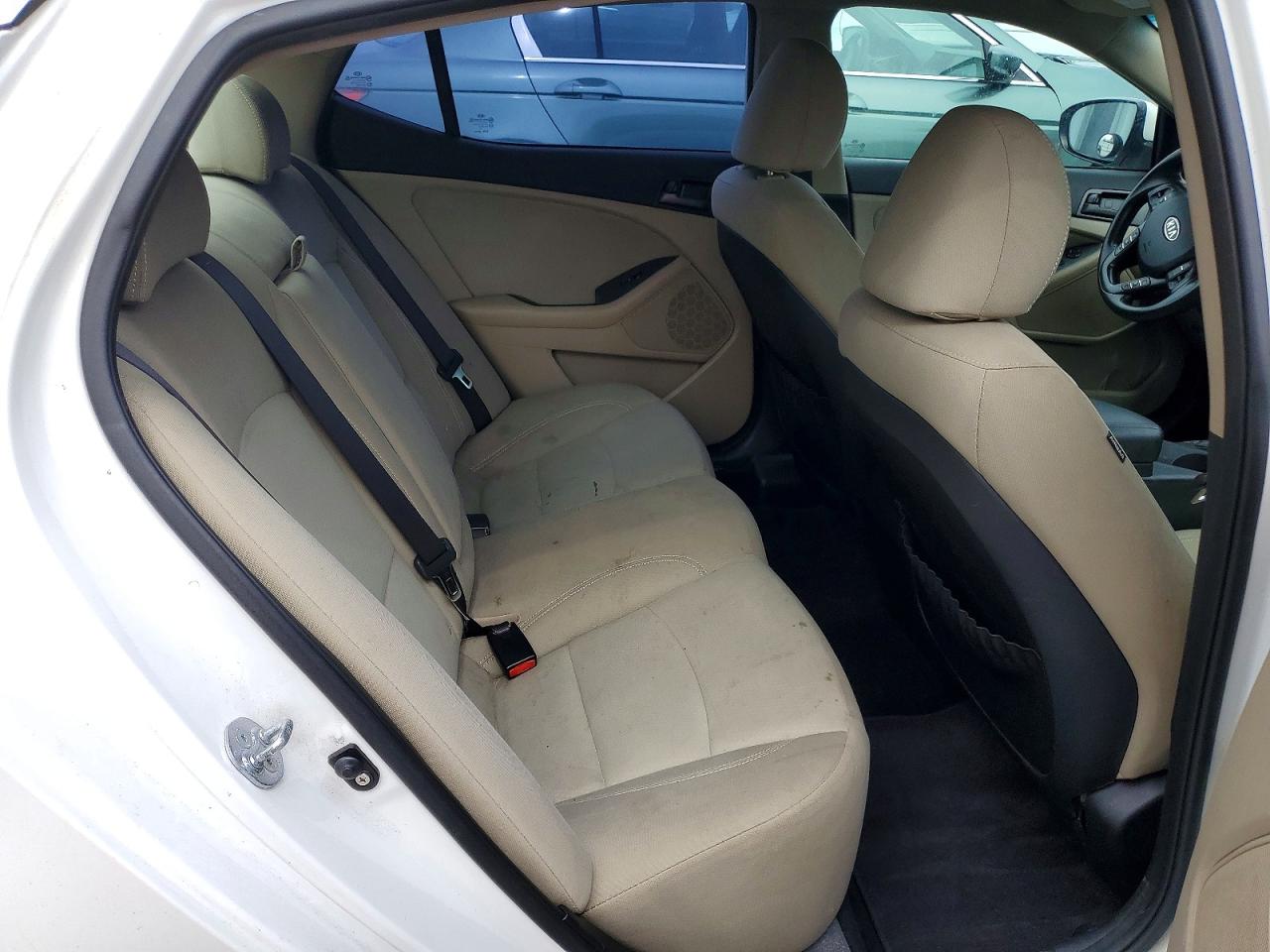KNAGM4A71C5275287 · 2012 KIA OPTIMA · 10/12