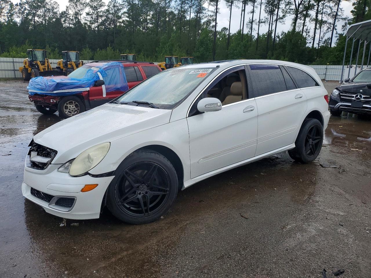 2006 MERCEDES-BENZ R