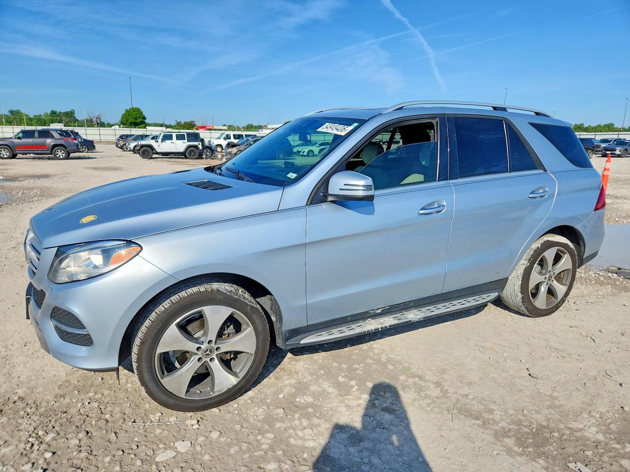 4JGDA5JB1JB069745 · 2018 MERCEDES-BENZ GLE