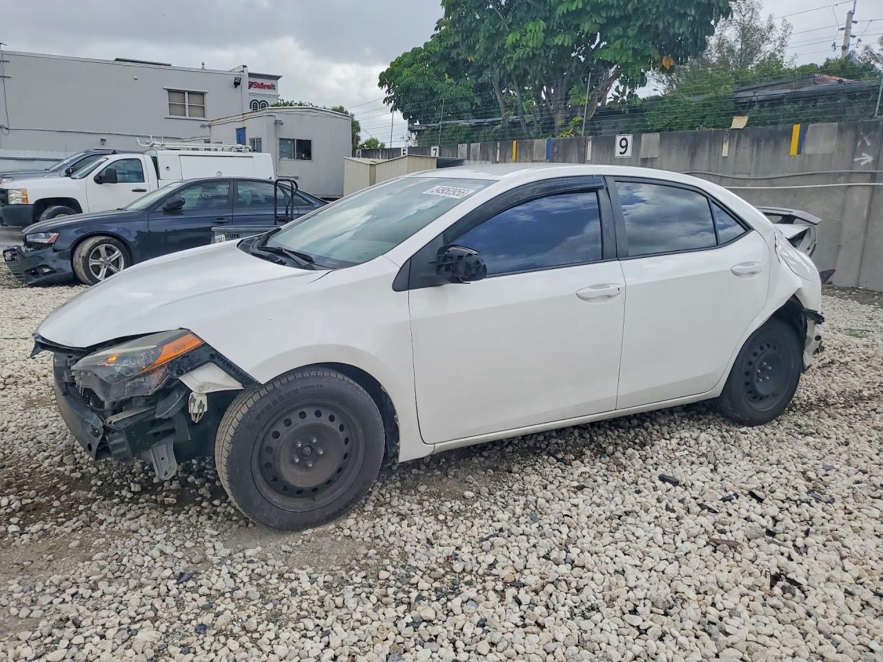 5YFBURHE4JP775121 · 2018 TOYOTA COROLLA