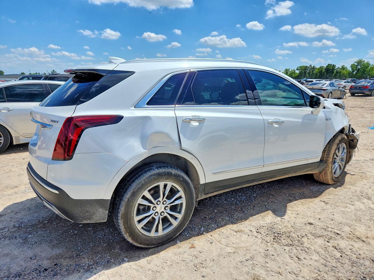 1GYKNCR46NZ159457 · 2022 CADILLAC XT5 · 3/13