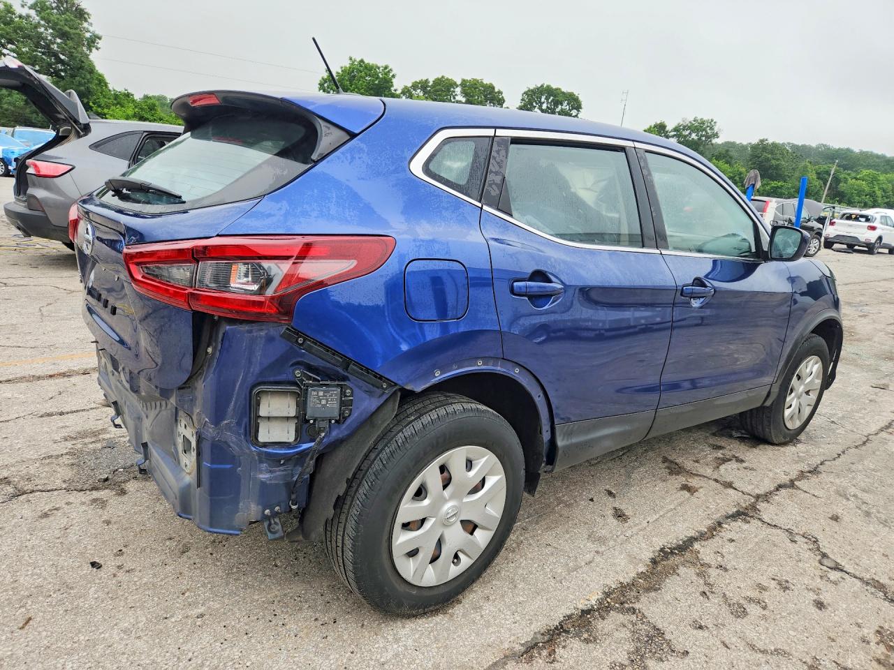 JN1BJ1CV9LW254703 · 2020 NISSAN ROGUE SPORT · 3/13