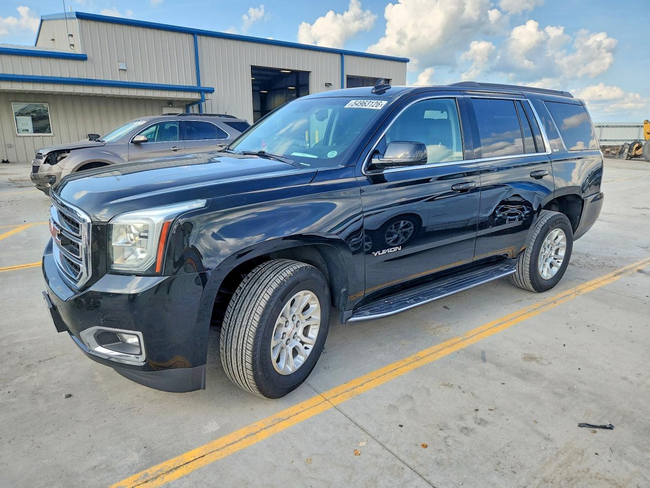 1GKS2BKC0JR400129 · 2018 GMC YUKON