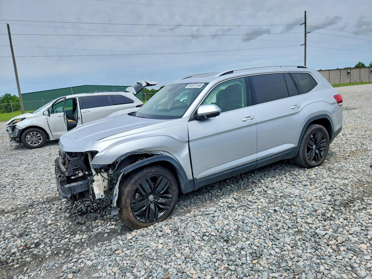 1V2NR2CA5JC507261 · 2018 VOLKSWAGEN ATLAS