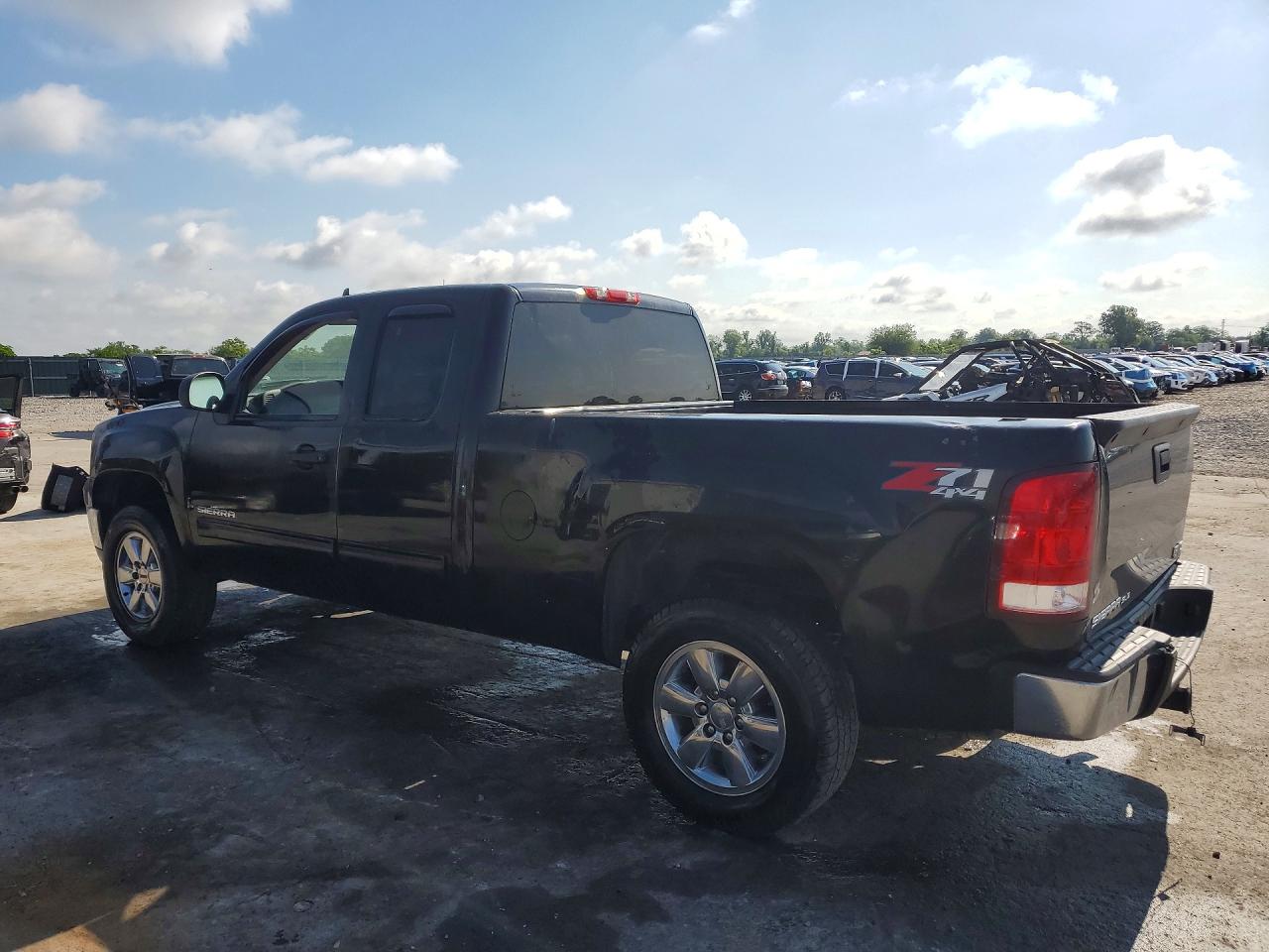 1GTR2VE78DZ340812 · 2013 GMC SIERRA · 2/12