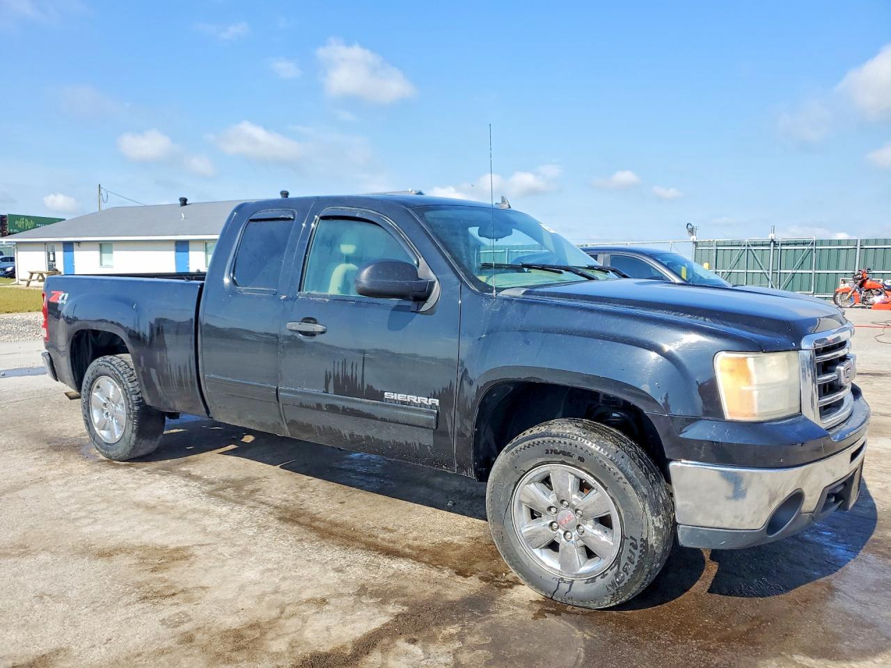 1GTR2VE78DZ340812 · 2013 GMC SIERRA · 4/12