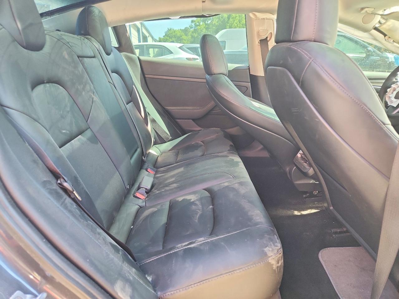 5YJ3E1EA0MF017541 · 2021 TESLA MODEL 3 · 10/12