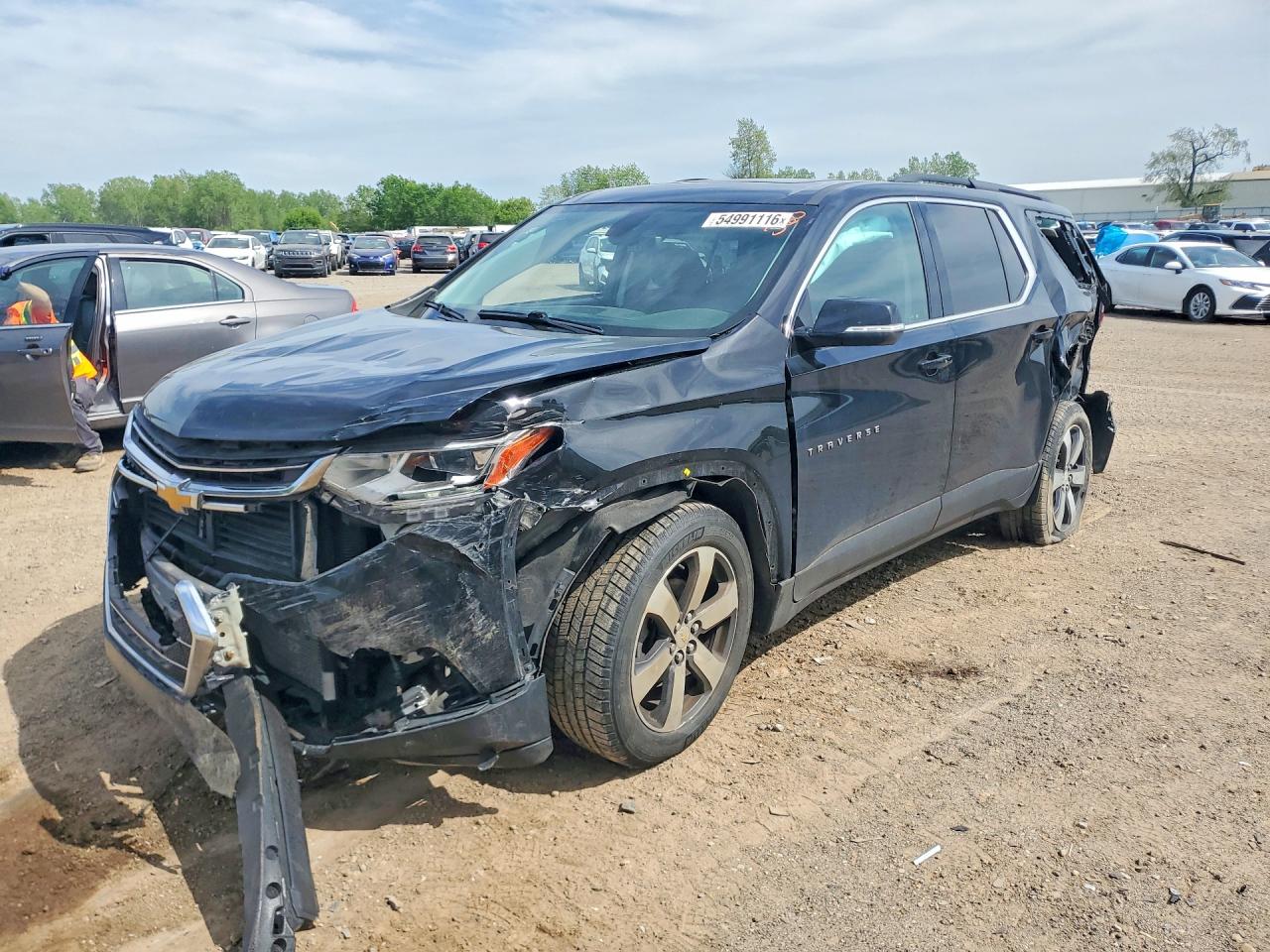 1GNERHKW5KJ166093 · 2019 CHEVROLET TRAVERSE
